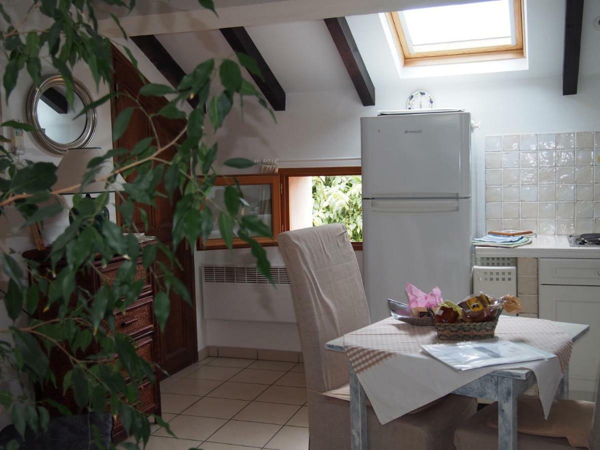 Studio Le Petit Nid D'Amour Meuble Tourisme 3 Etoiles Poggio Santa-Lucia-di-Tallano Eksteriør bilde